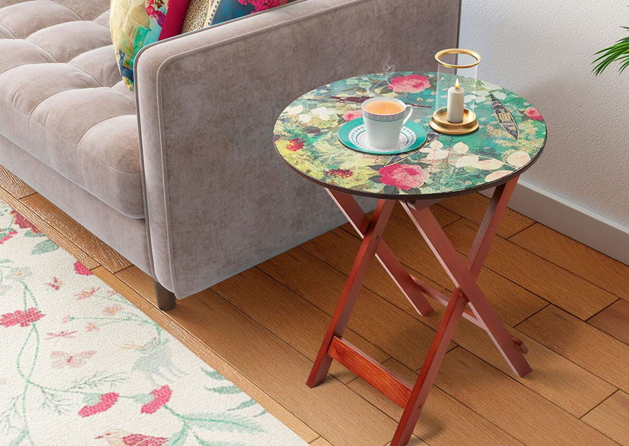 Side tables to accommodate your coffee mugs