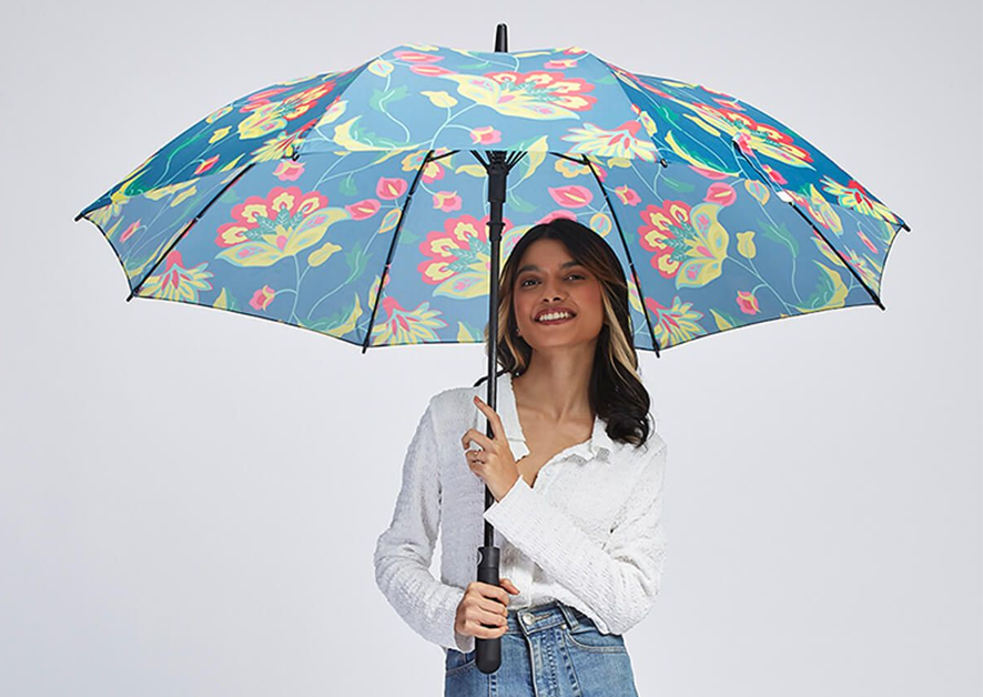 Embrace the art of staying dry with the India Circus Premium Luxury umbrellas