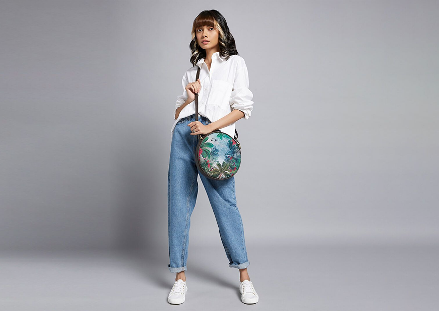 1. Effortless elegance: Tropical View round Cross bag