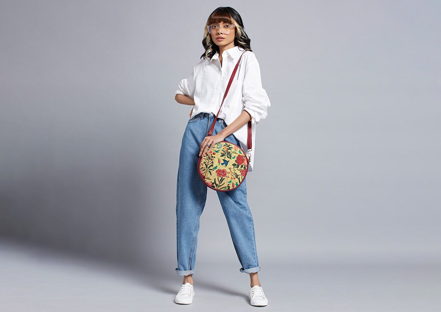 2. Bird Land Sling Bag: Your perfect sling bag style