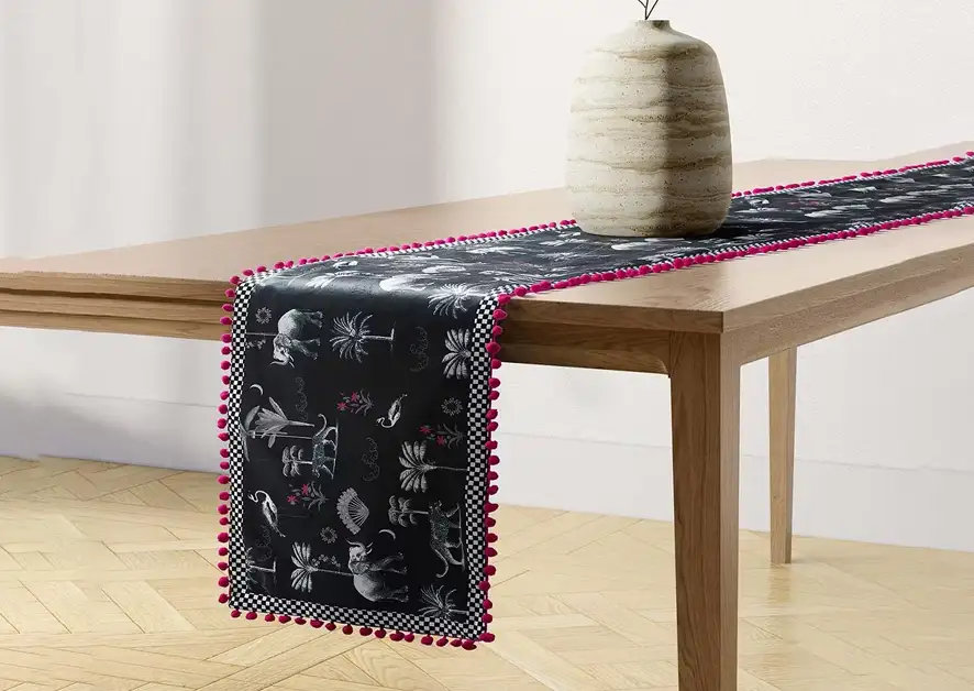 Table runner