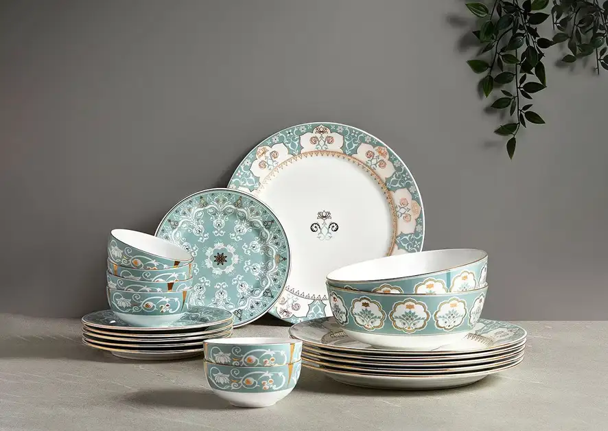 Synchronise with the dinnerware