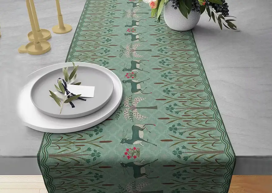 How to Choose the Perfect Table Runner