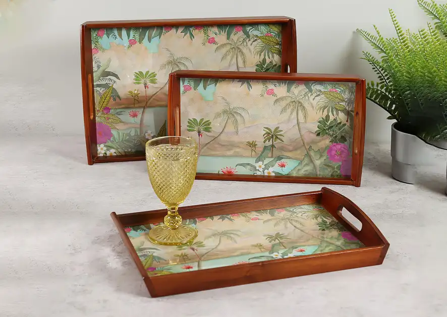 Wooden tray set as an innovative gift