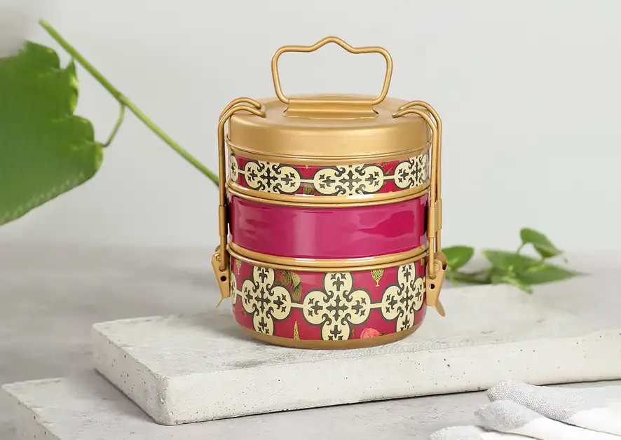 Keep-your-lunch-box-organized