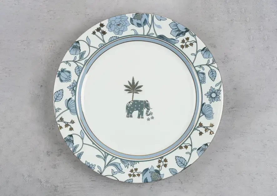 The Gardenia Dreams Dinner Plates